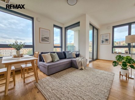 Pronájem bytu, 1+kk, 44 m²