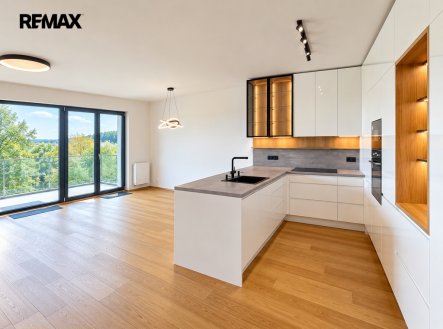 obývací pokoj s kuchyní | Pronájem bytu, 4+kk, 156 m²