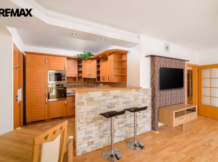 Pronájem bytu, 4+kk, 91 m²