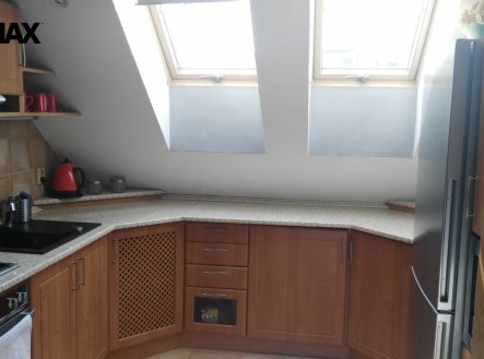 Pronájem bytu, 1+kk, 40 m²