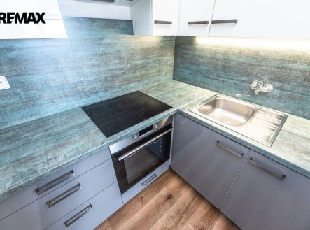 Pronájem bytu, 2+kk, 46 m²