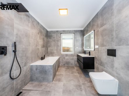 Pronájem domu/vily, 146 m²