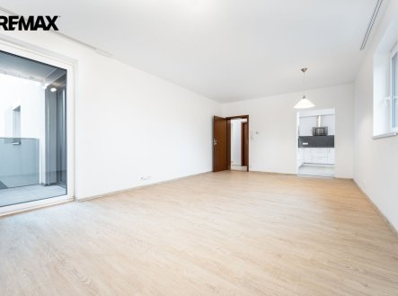 Pronájem bytu, 2+kk, 70 m²