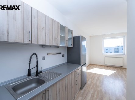 Pronájem bytu, 1+kk, 37 m²