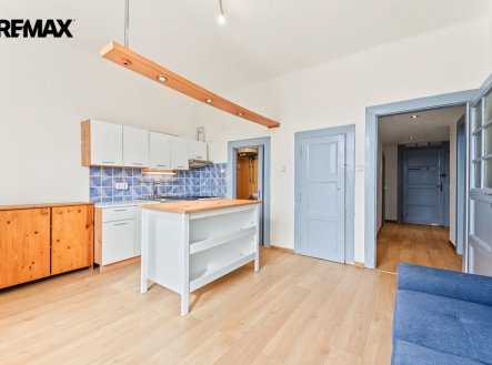 Prodej bytu, 1+1, 51 m²