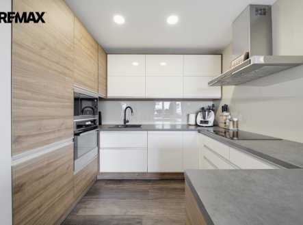 Prodej bytu, 4+kk, 116 m²