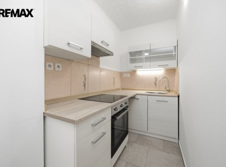 Pronájem bytu, 2+1, 43 m²
