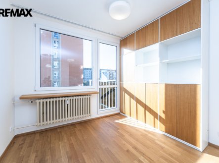 Pronájem bytu, 2+kk, 43 m²