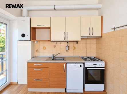 Pronájem bytu, 2+1, 66 m²