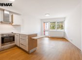 Pronájem bytu, 2+kk, 56 m²