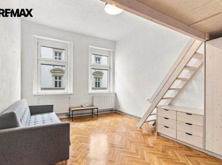 Pronájem bytu, 1+1, 37 m²