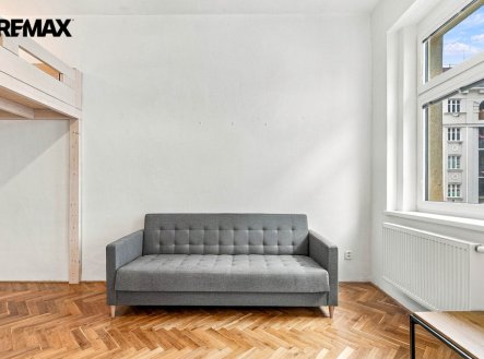 Pronájem bytu, 1+1, 37 m²