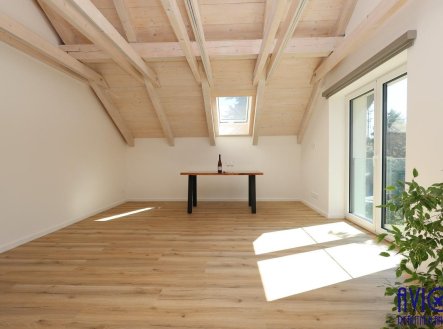 Pronájem bytu, 4+kk, 127 m²