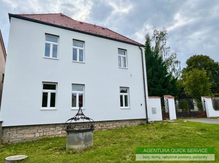 Pronájem domu/vily, 280 m²