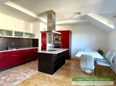 Pronájem bytu, 5+kk, 150 m²