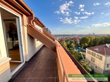 Pronájem bytu, 5+kk, 150 m²