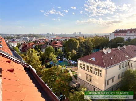 Pronájem bytu, 4+kk, 150 m²