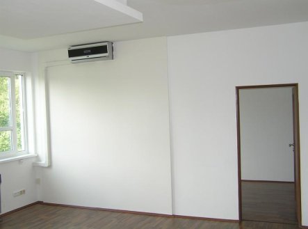 Pronájem kanceláře, 43 m²