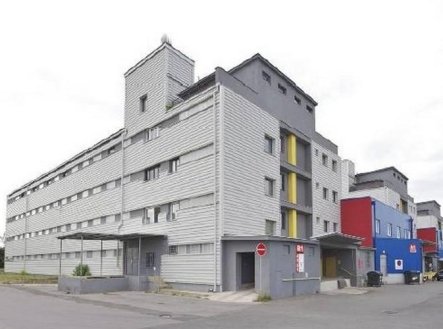 Pronájem skladu, 77 m² obrázek