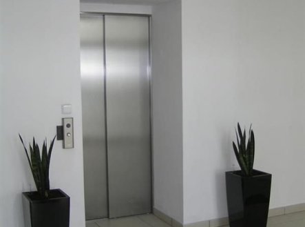 Pronájem kanceláře, 17 m²