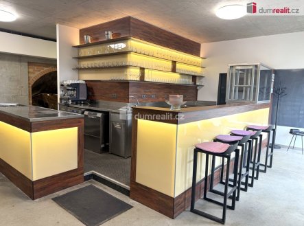 Prodej komerčního objektu, jiný, 264 m²