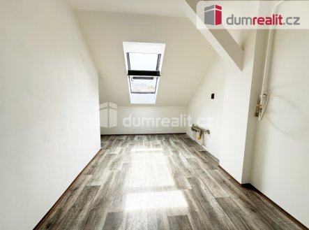Pronájem bytu, 1+1, 48 m²