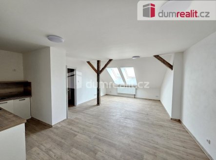 Pronájem bytu, 2+kk, 50 m²