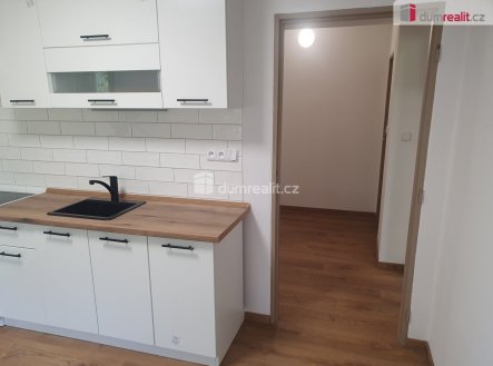 Pronájem bytu, 3+1, 70 m²
