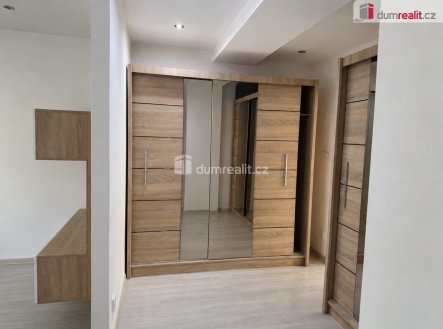 Pronájem bytu, 2+1, 54 m²