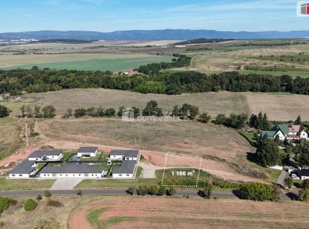Prodej pozemku pro bydlení, 1 166 m²