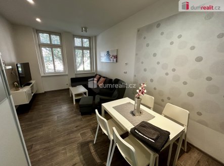 Pronájem bytu, 2+1, 60 m²