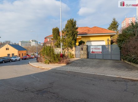 Prodej domu/vily, 350 m² obrázek