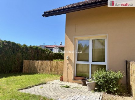 Pronájem bytu, 2+kk, 40 m²