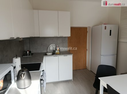 Pronájem bytu, 2+1, 50 m²