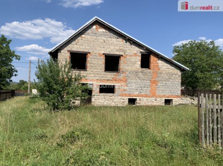 Prodej pozemku pro bydlení, 4 212 m²