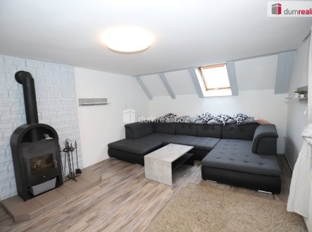 Prodej komerčního objektu, jiný, 330 m²