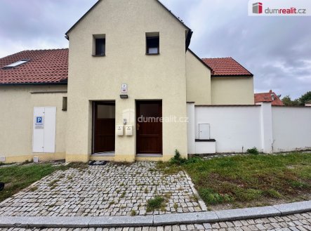 Pronájem bytu, 2+1, 38 m² obrázek