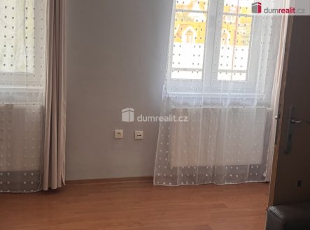 Pronájem bytu, 2+kk, 43 m²
