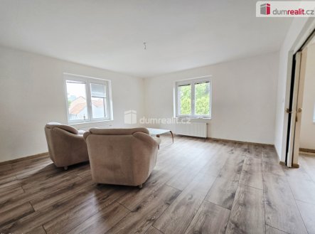Pronájem bytu, 3+kk, 98 m²