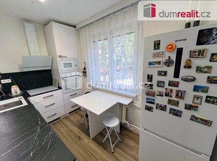 Pronájem bytu, 3+1, 70 m²