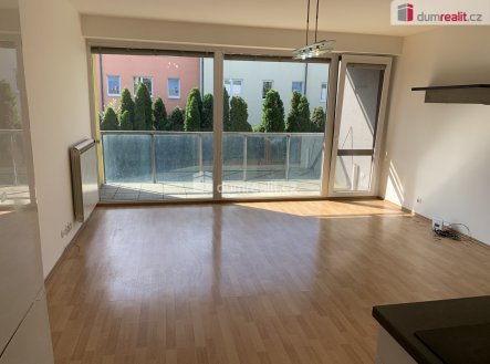 Pronájem bytu, 3+kk, 81 m²