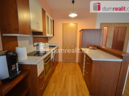 Pronájem bytu, 2+kk, 64 m² obrázek