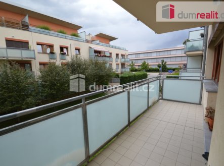 Pronájem bytu, 2+kk, 64 m²