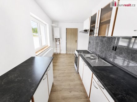 Pronájem bytu, 3+1, 90 m²