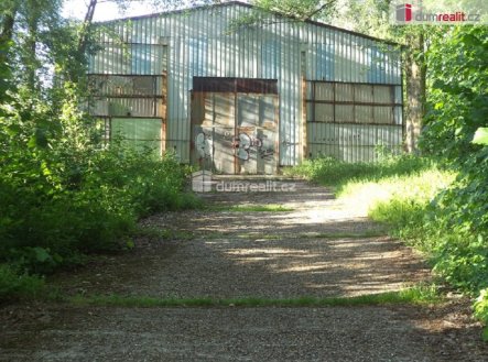 Pronájem skladu, 958 m²
