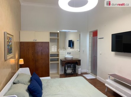 Pronájem bytu, 1+1, 33 m²
