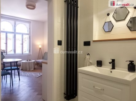 2 | Pronájem bytu, 2+kk, 40 m²