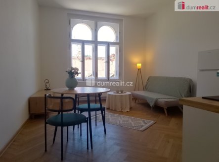 2 | Pronájem bytu, 2+kk, 40 m²