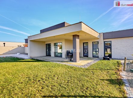 1 | Prodej - dům/vila, 136 m²