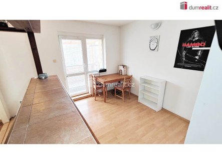 Pronájem bytu, 2+kk, 42 m²